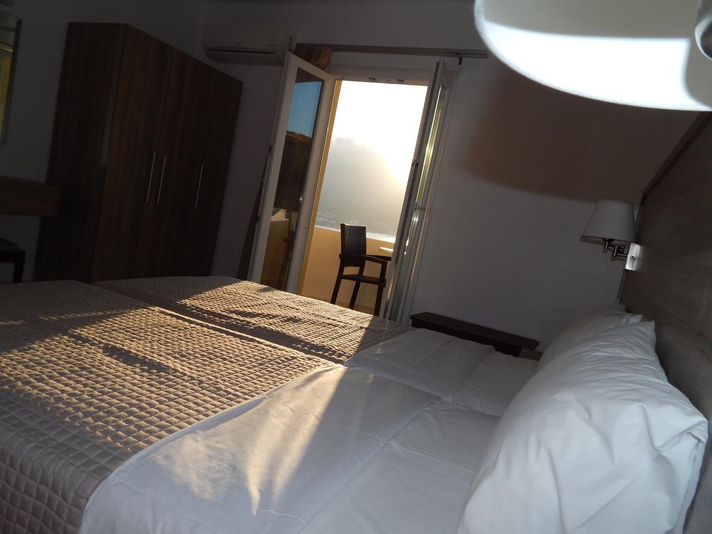 Epiphany Apartments Karpathos Room photo